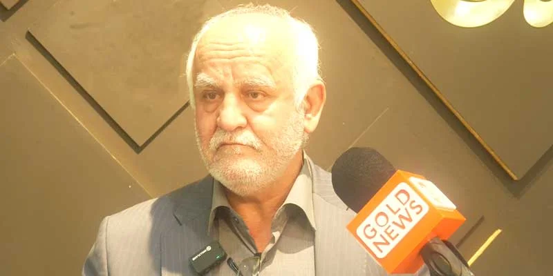  در حالی‌که مصنوعات طلای ایرانی به‌قدری دقیق و باکیفیت هستند که حتی از سوی خریداران به‌عنوان «کار خارجی» شناخته می‌شوند، یک پیشکسوت صنعت طلا هشدار داد: ساختار تصمیم‌گیری فعلی ، مسیر را برای دلالی و واسطه‌گری هموار کرده است. عبادالله محمدولی با است...