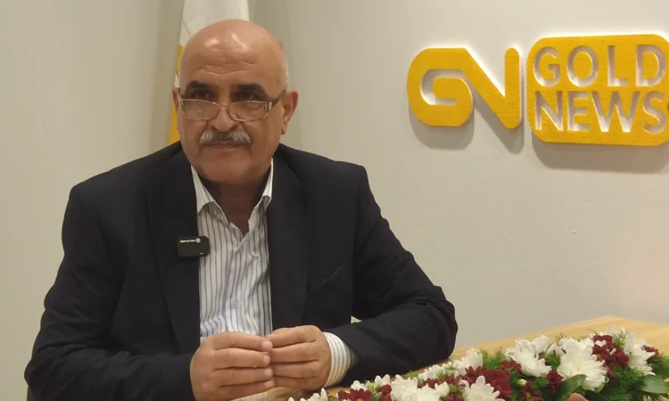  رییس سابق اتحادیه طلا و جواهر سمنان عنوان کرد: متاسفانه اظهارنظرها در مورد پایین بودن عیار طلای کم‌اجرت ، غیرکارشناسی و جوسازی است  و برخی از لوکس فروشانی که توان فروش طلای لوکس خود با اجرت 20 درصدی را ندارند؛ این مباحث را مطرح  و متاسفانه با نفو...