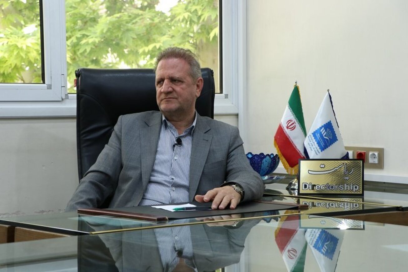 رئیس اتحادیه طلا و جواهر اصفهان نسبت به عدم شفافیت در پشتوانه فیزیکی سرمایه‌گذاری‌های صورت گرفته در پلتفرم‌های فروش آنلاین طلا، به طور جدی هشدار داد و اعلام کرد خریداران طلا از پلتفرم ها هیچ تضمین فیزیکی یا نظارتی بر سپرده‌گذاری طلای خود ندارند