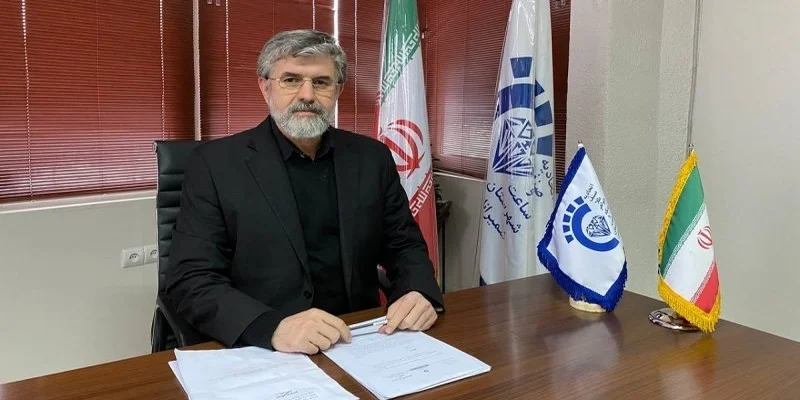 رئیس کمیسیون تخصصی طلا، جواهر و نقره اتاق اصناف ایران گفت: در شرایط کنونی که بازار آرام است، بهترین زمان برای خرید و فروش است. نوسانات زیاد می‌تواند منجر به ضرر برای مردم عادی شود.