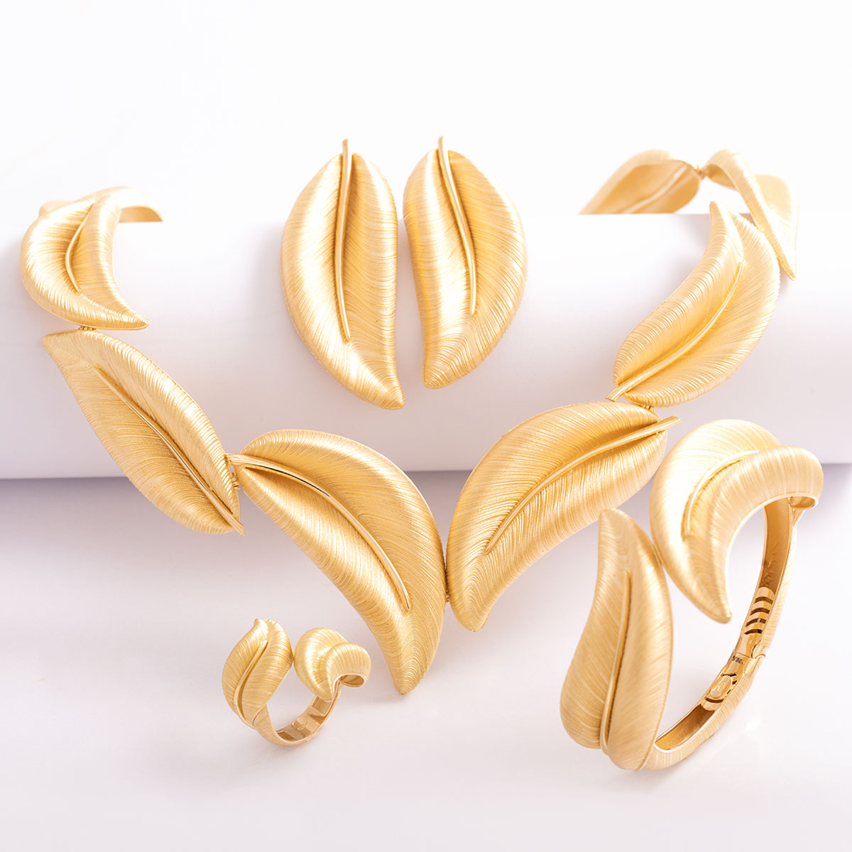 سرویس برگ اکسترا