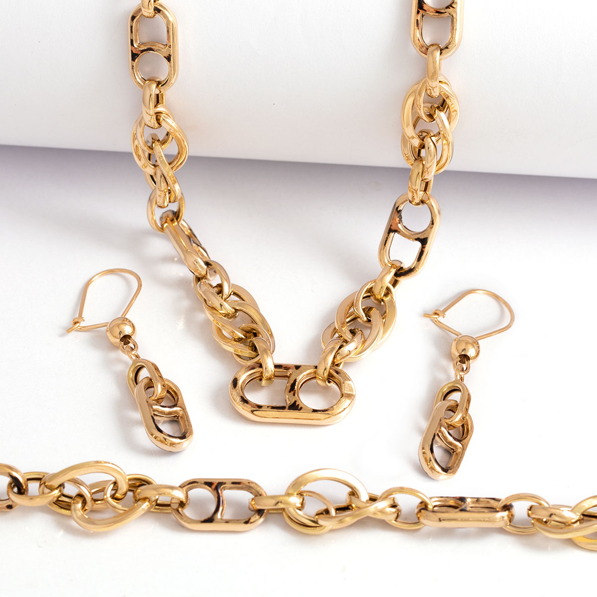 سرویس آریانا